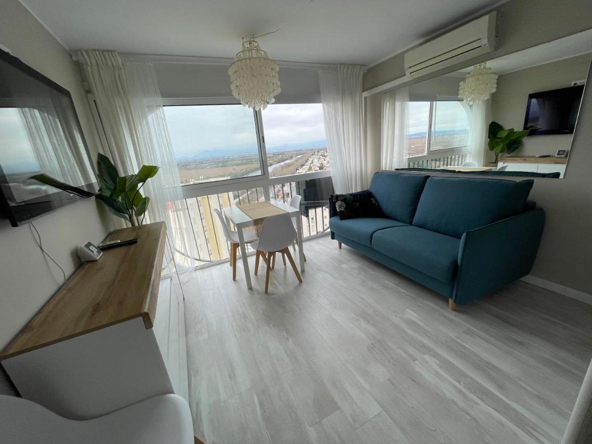 Four Seasons Apartment Empuriabrava Exterior photo