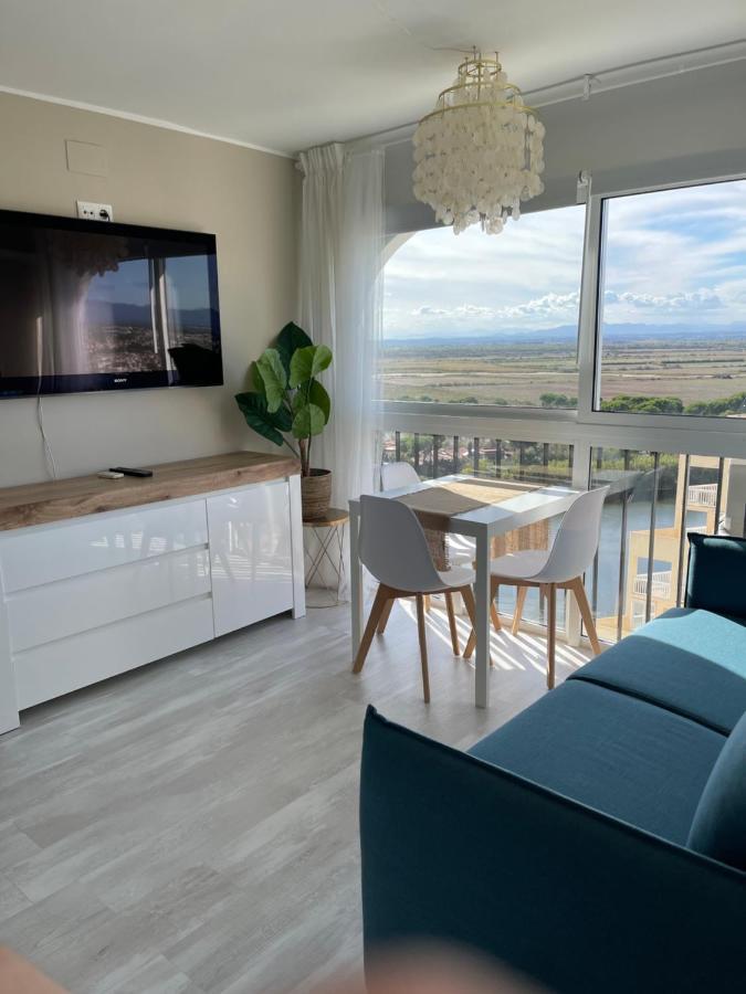 Four Seasons Apartment Empuriabrava Exterior photo