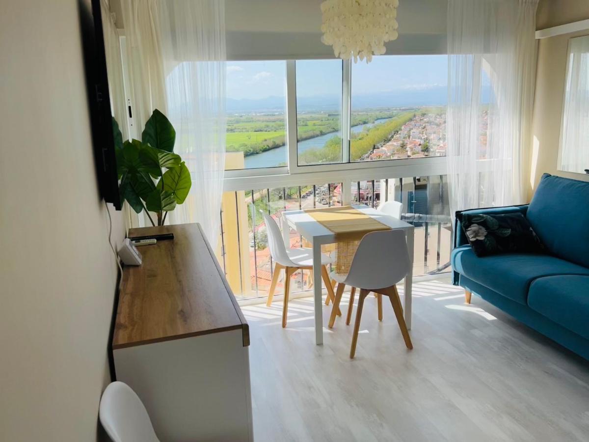 Four Seasons Apartment Empuriabrava Exterior photo